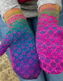 Iðunn’s Garden mitten pattern