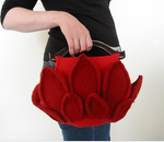 Red Lotus purse pattern